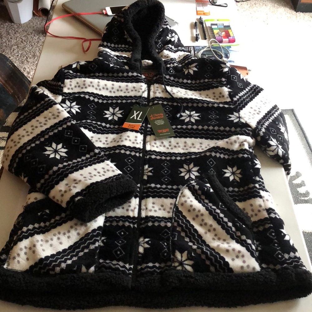 Brand new with tags Trail Crest jacket.